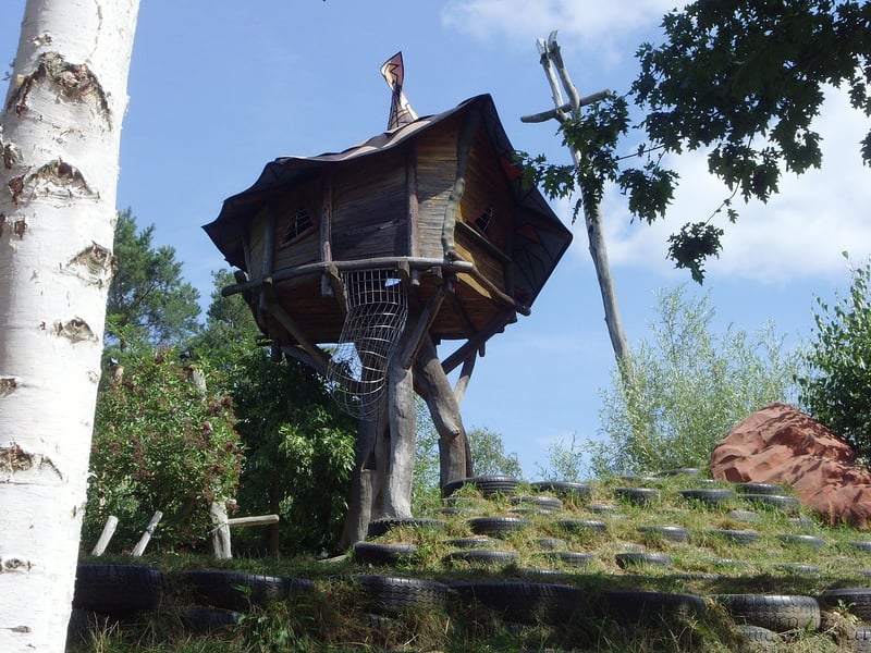 Treehouse Retreat